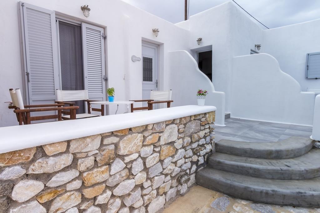 Lavish Suites Agios Ioannis Diakoftis エクステリア 写真