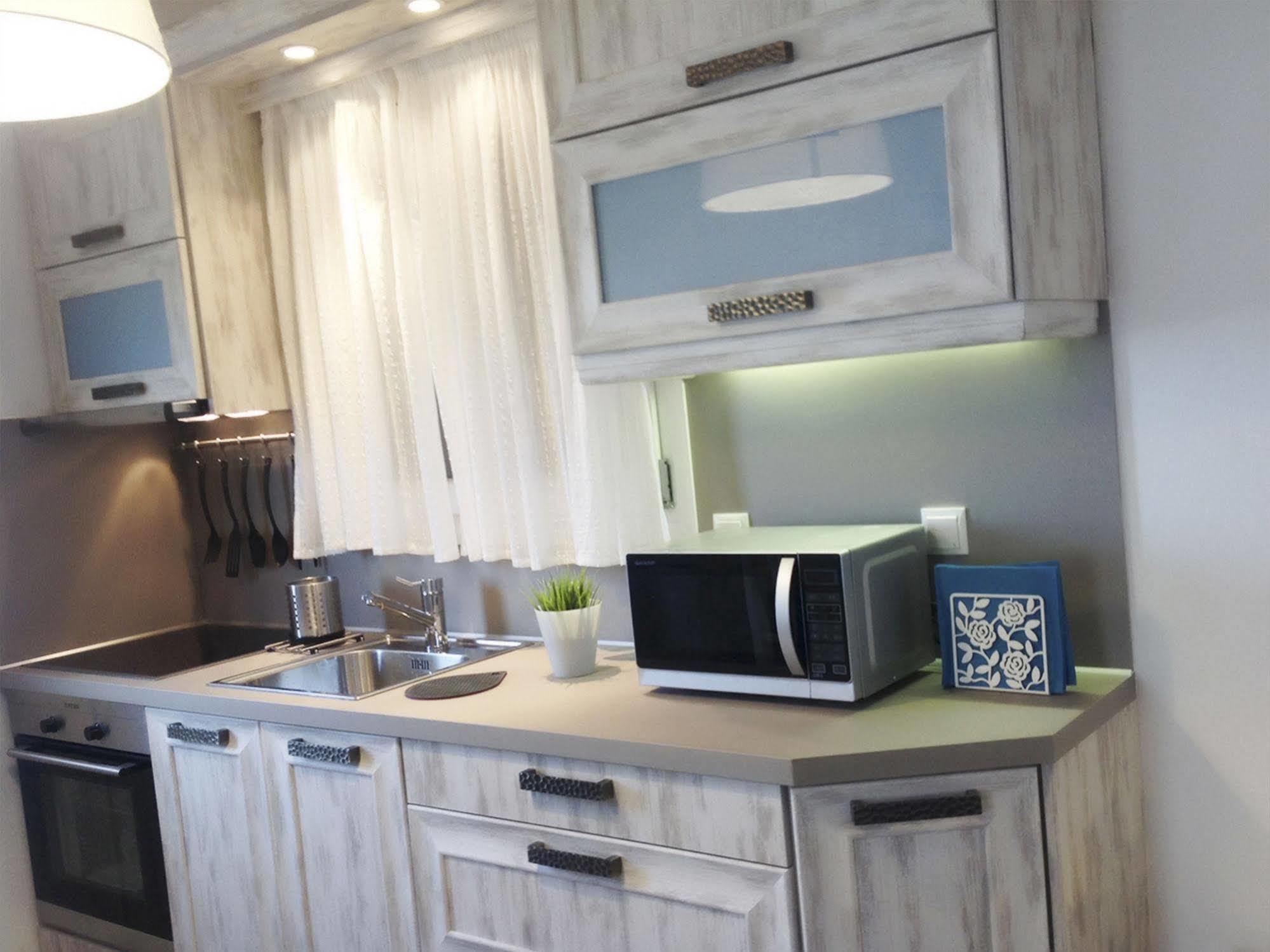 Lavish Suites Agios Ioannis Diakoftis エクステリア 写真