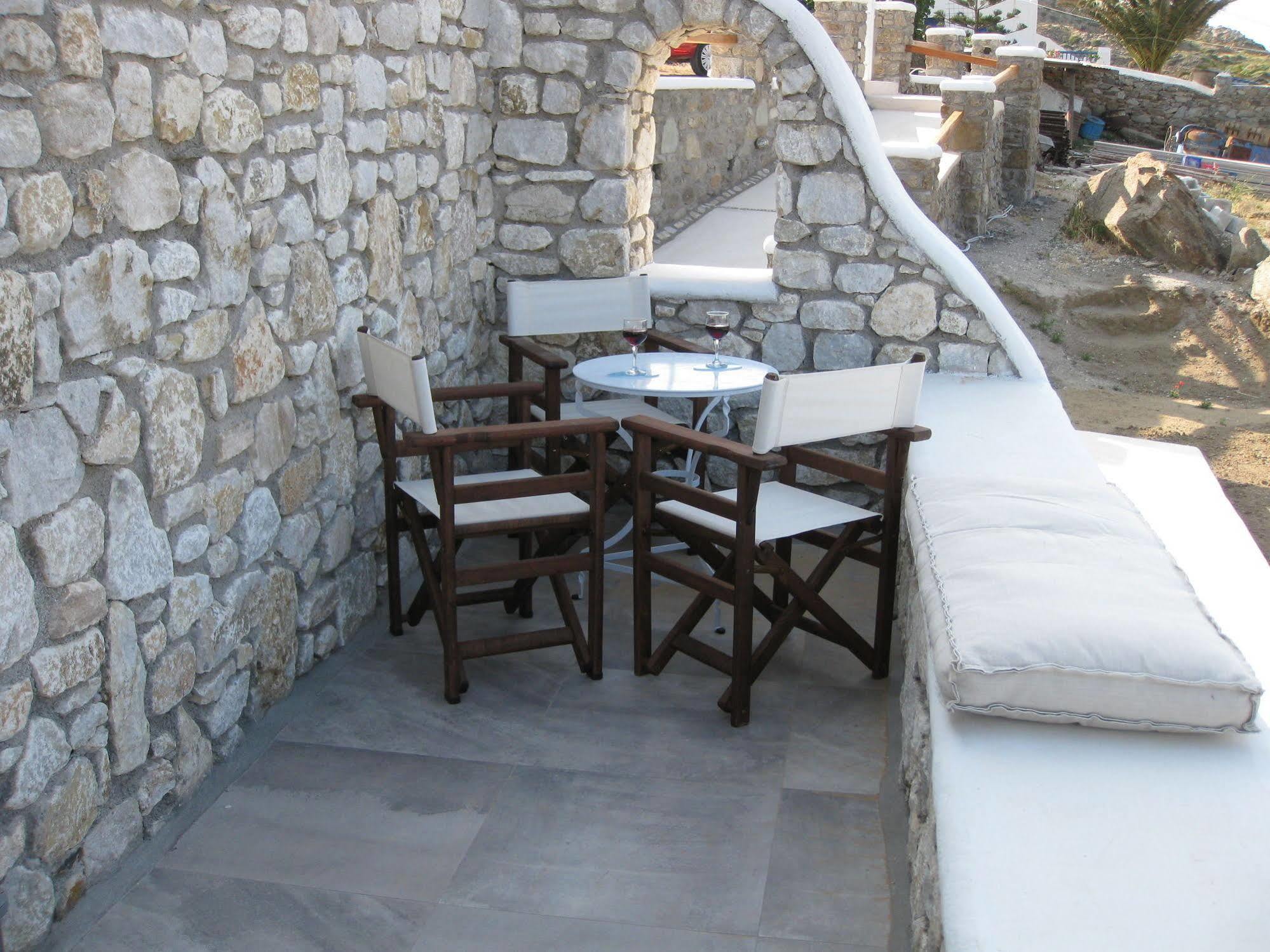 Lavish Suites Agios Ioannis Diakoftis エクステリア 写真